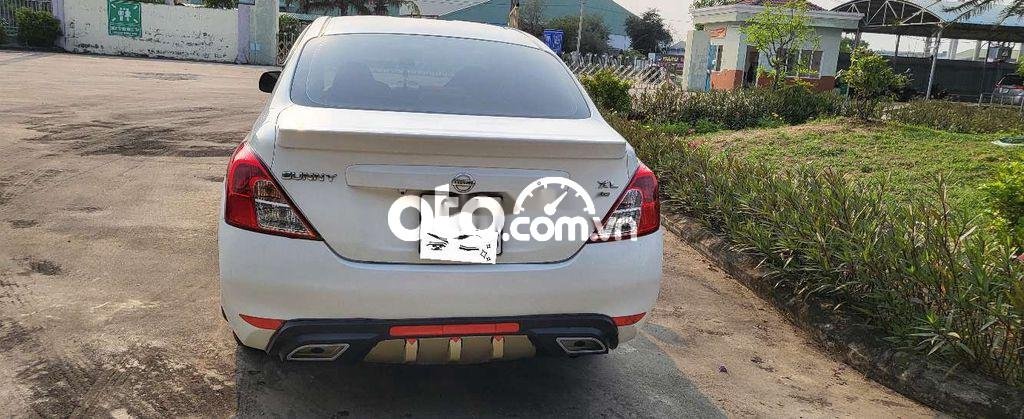 Nissan Sunny 2014 - Màu trắng, nhập khẩu