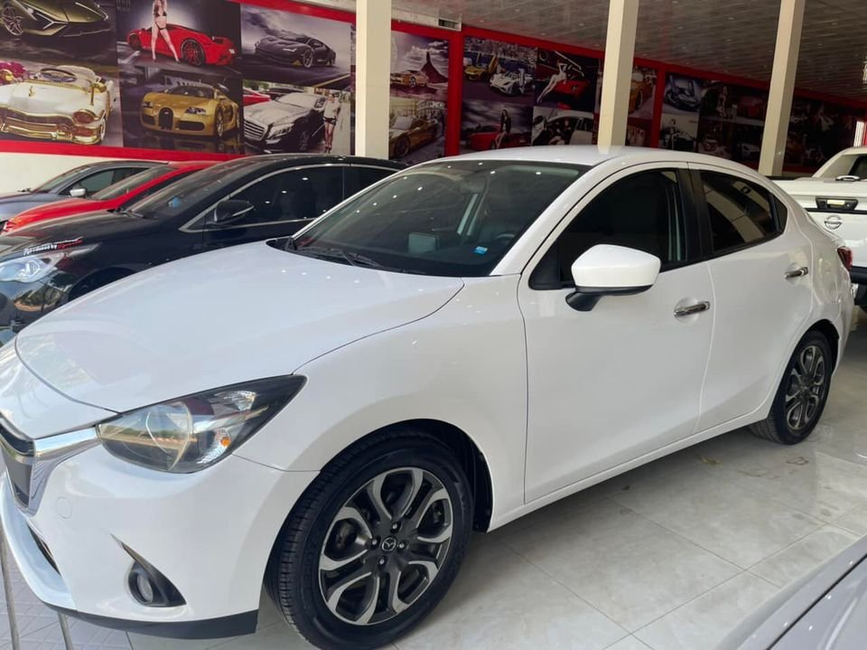 Mazda 2 2015 - Xe đẹp không tả nổi