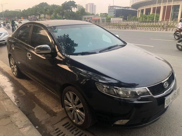 Kia Cerato 2010 - Màu đen, giá chỉ 310 triệu