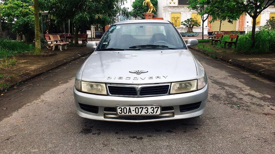 Mitsubishi Lancer 2000 - Màu bạc, giá cực tốt