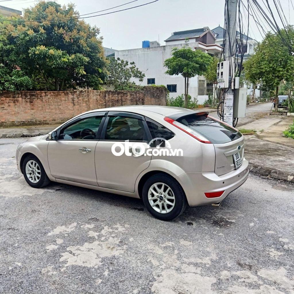 Ford Focus 2009 - Số tự động