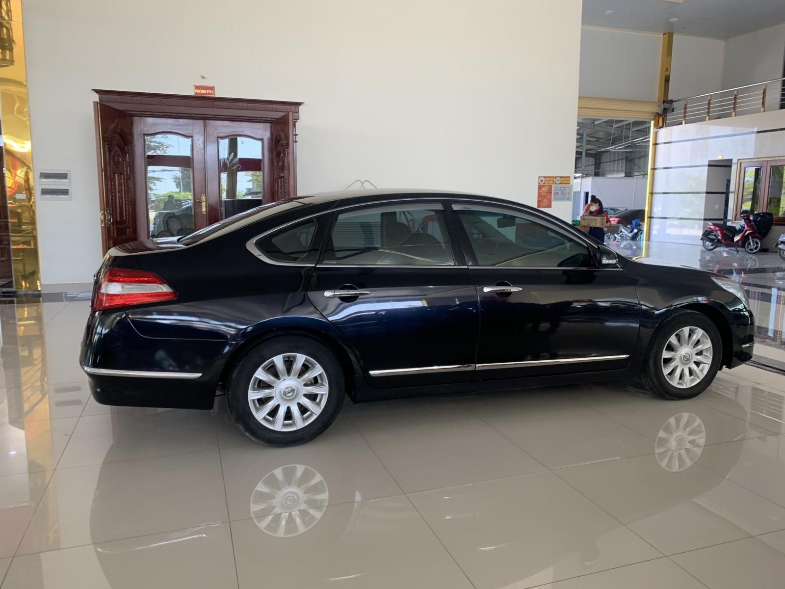 Nissan Teana 2009 - Nhập khẩu, giá chỉ 335 triệu