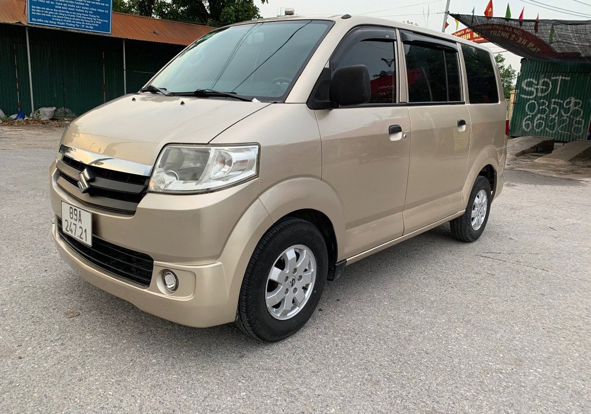 Suzuki APV 2011 - Màu vàng