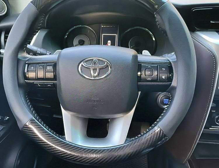 Toyota Fortuner 2017 - Màu đen, nhập khẩu nguyên chiếc chính chủ