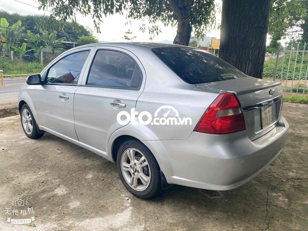 Chevrolet Aveo 2014 - Màu bạc, 215 triệu