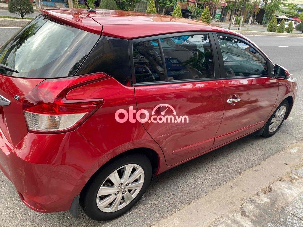 Toyota Yaris 2014 - Màu đỏ, xe nhập xe gia đình