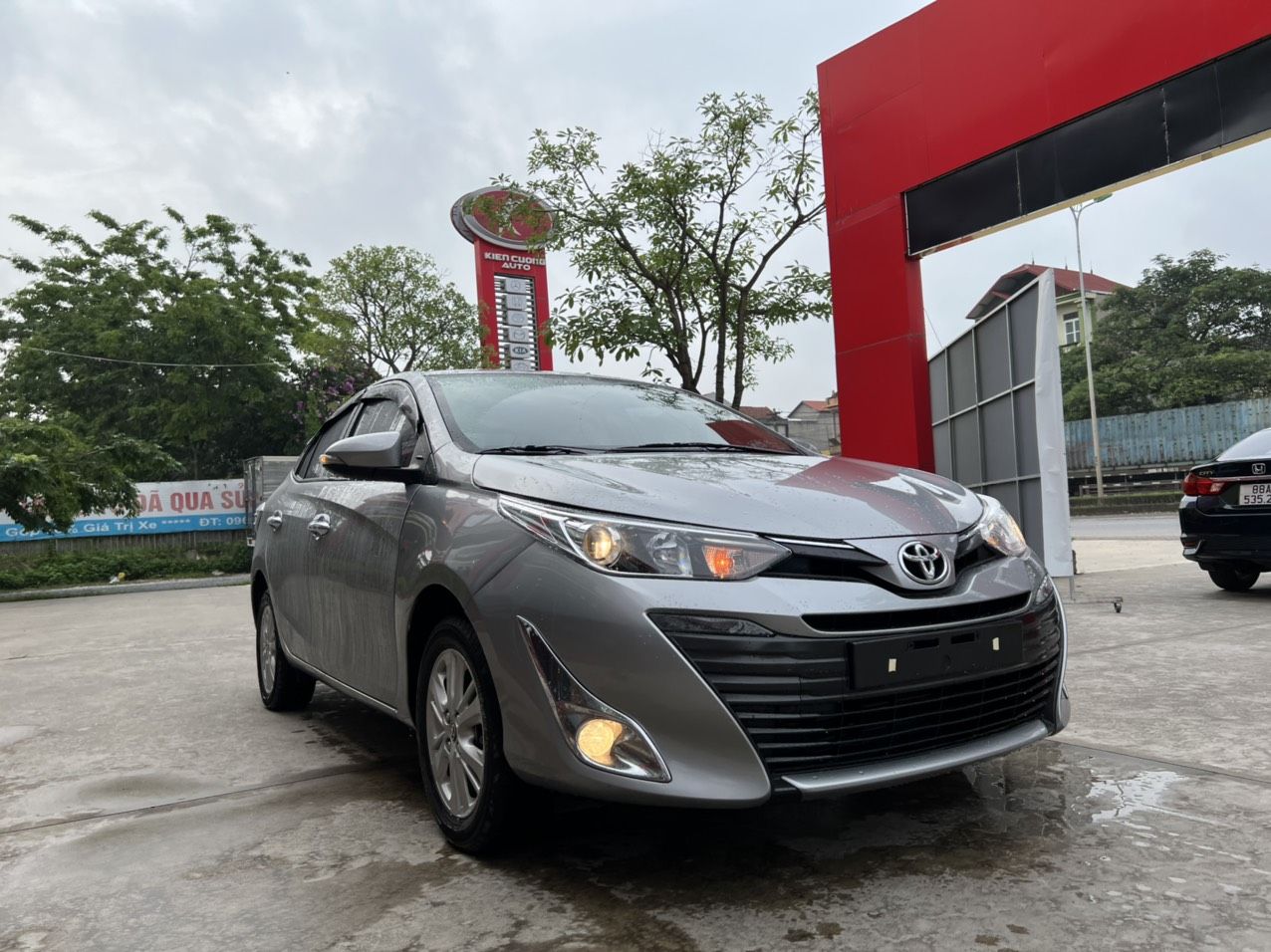 Toyota Vios 2019 - Màu bạc, giá chỉ 475 triệu