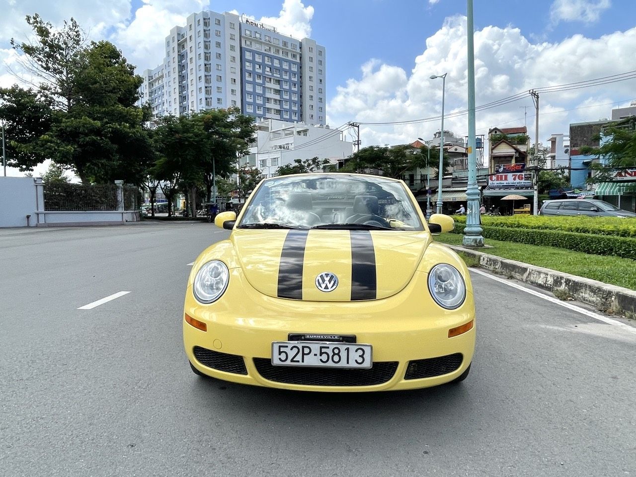 Volkswagen Beetle 2009 - Nhập mới 2009 mui xếp con bọ đang hot nhất hiện nay, ông già mua mới một chủ Sài Gòn