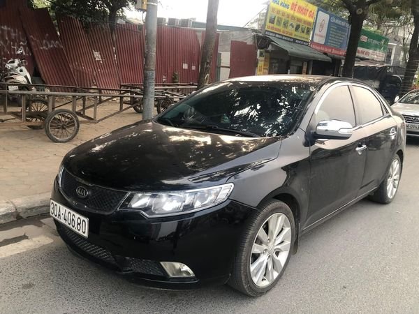 Kia Cerato 2010 - Màu đen, giá chỉ 310 triệu