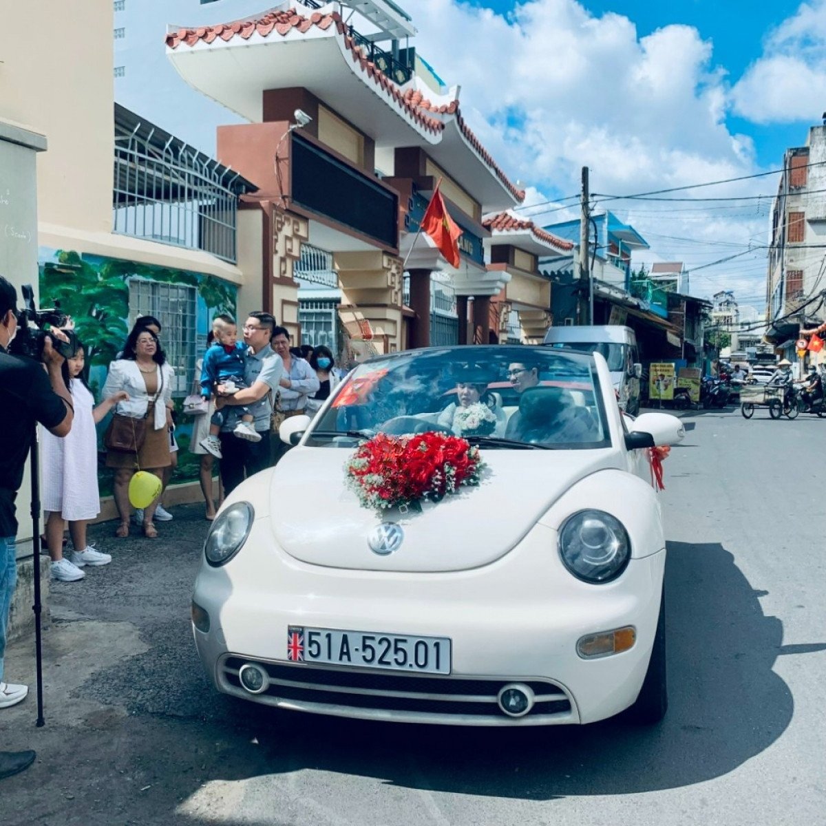 Volkswagen New Beetle 2004 - Màu kem (be), nhập khẩu, giá 430tr