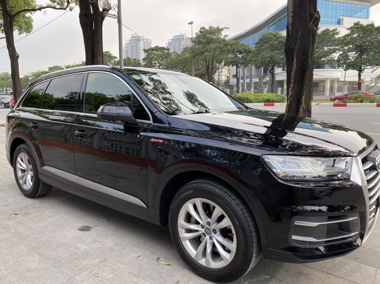 Audi Q7 2016 - Trung Sơn Auto cần bán xe siêu mới