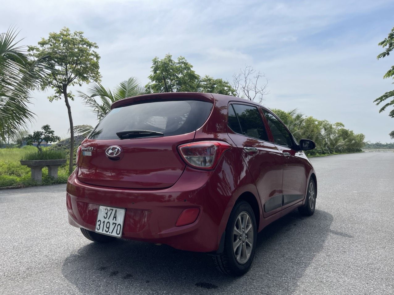 Hyundai Grand i10 2016 - Bán xe giá ưu đãi, 1 chủ đi từ đầu