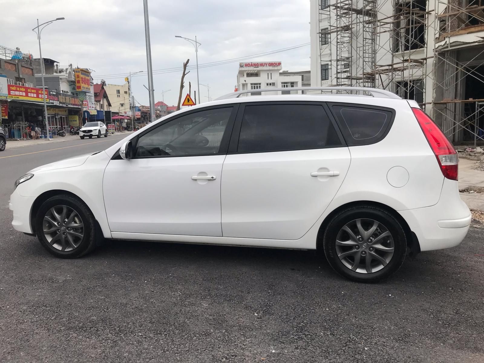 Hyundai i30 2012 - Đăng ký lần đầu 2012, xe gia đình