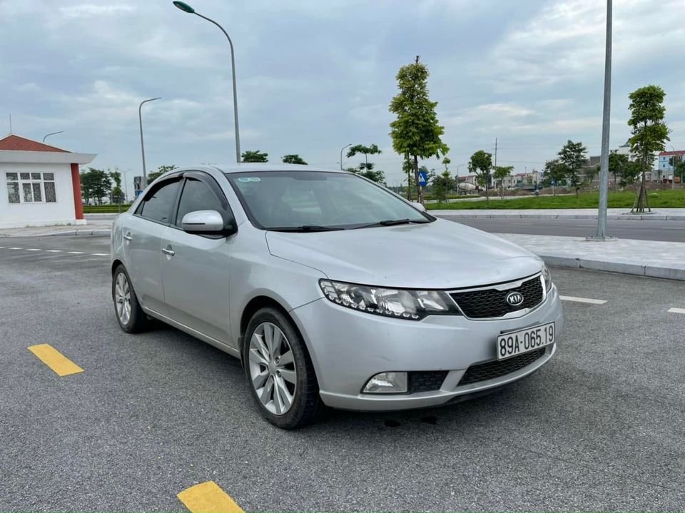 Kia Forte 2012 - Màu bạc