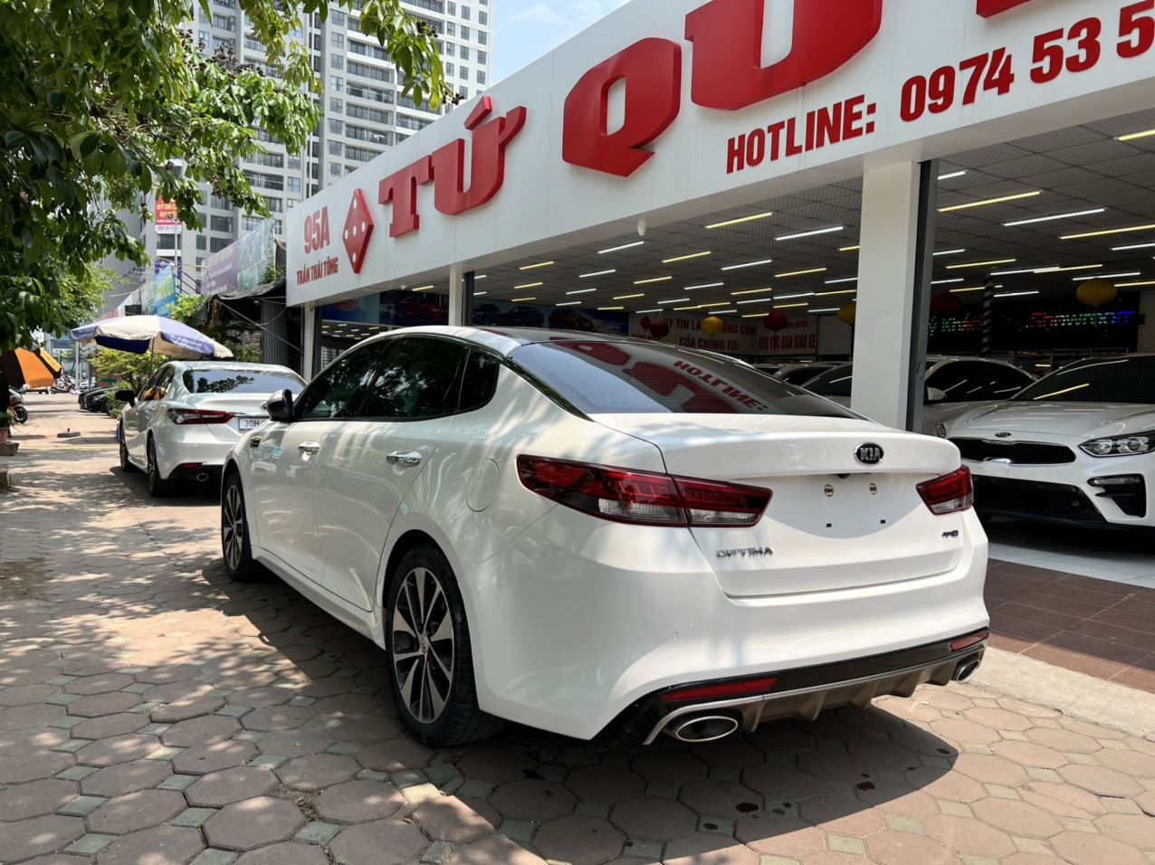 Kia Optima 2016 - Màu trắng