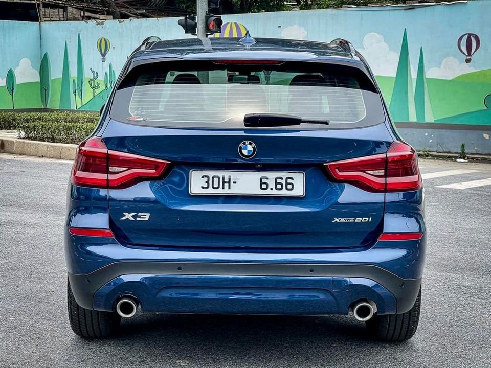 BMW X3 2021 - Màu xanh lam, nhập khẩu