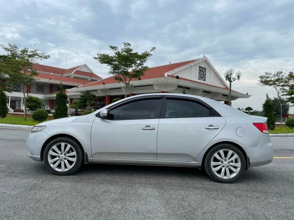 Kia Forte 2012 - Màu bạc