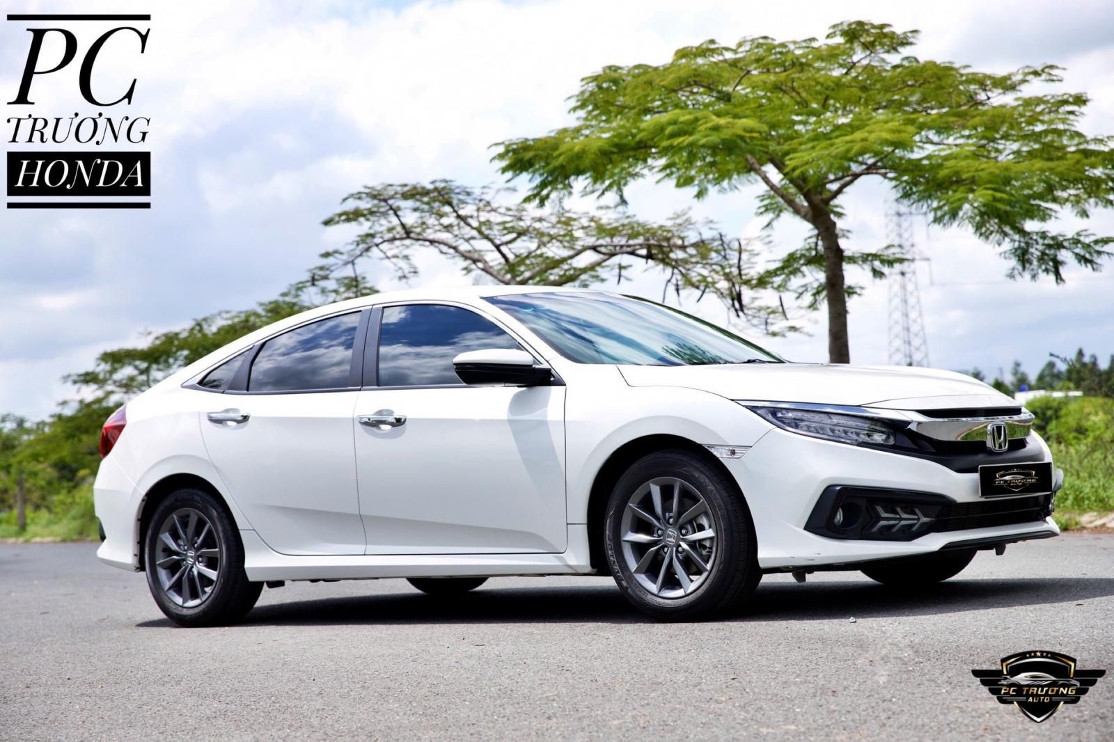 Honda Civic 2020 - Odo 18.000km cực mới