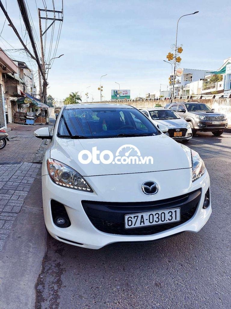 Mazda 3 2014 - Màu trắng số tự động