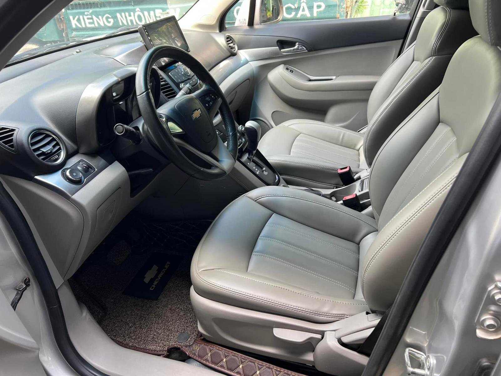 Chevrolet Orlando 2012 - Xe màu bạc