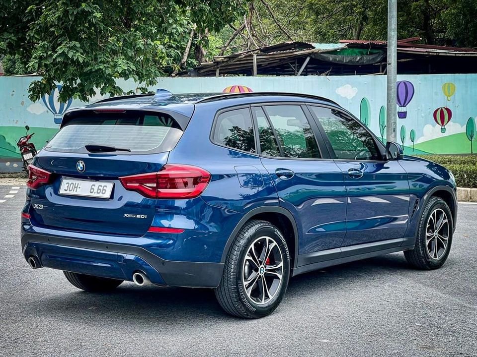 BMW X3 2021 - Màu xanh lam, nhập khẩu