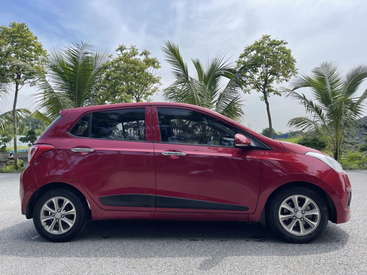 Hyundai Grand i10 2016 - Bán xe giá ưu đãi, 1 chủ đi từ đầu