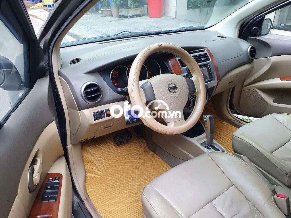 Nissan Grand livina 2010 - Xe chính chủ