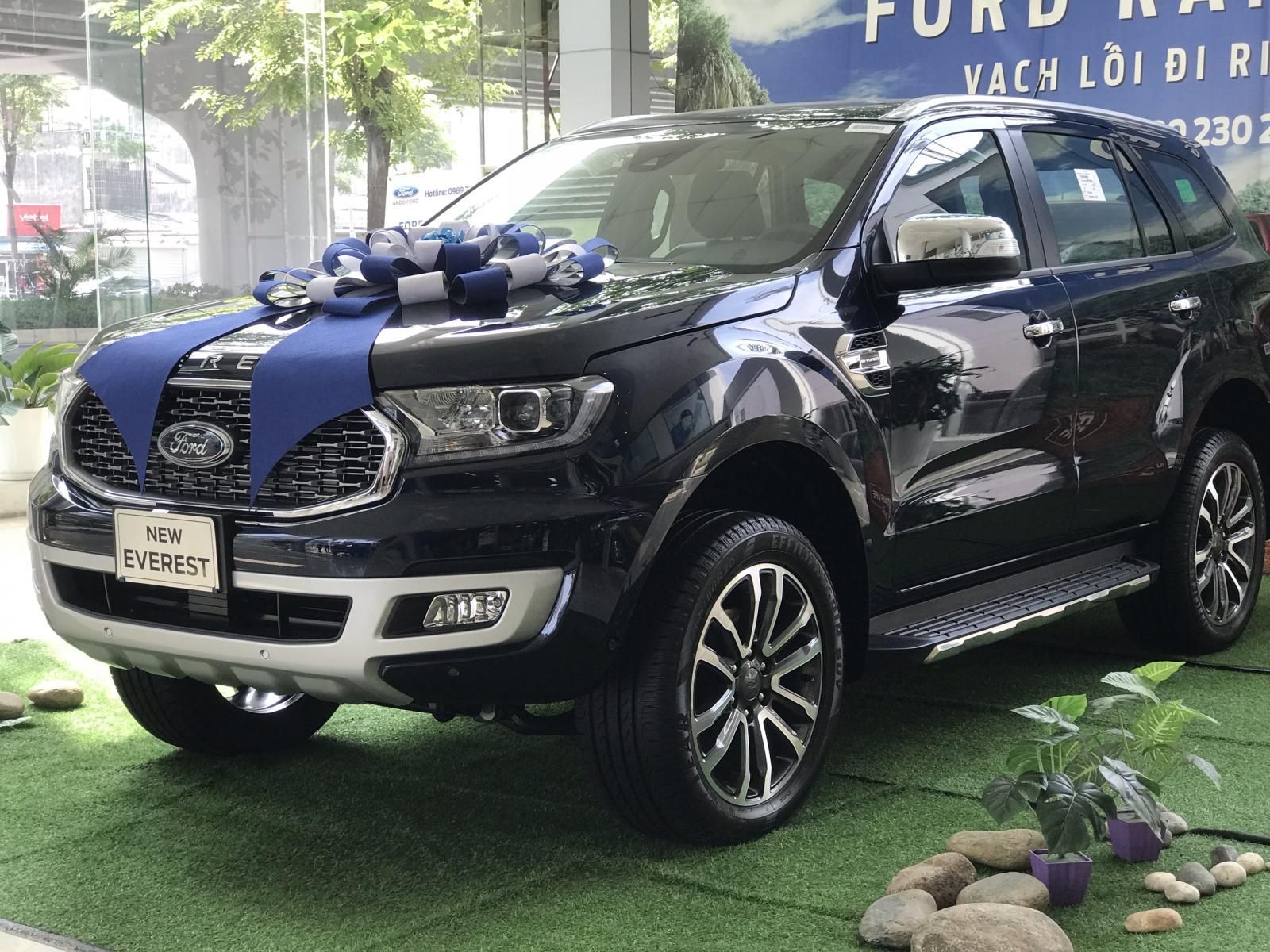 Ford Everest 2022 - Sẵn xe lấy ngay, giá tốt nhất miền Bắc, giao xe ngay tại Yên Bái, tặng gói full phụ kiện - Hỗ trợ lăn bánh A-Z