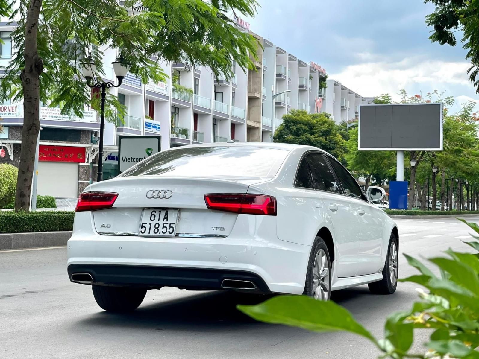 Audi A6 2018 - Xe màu trắng, nhập khẩu nguyên chiếc