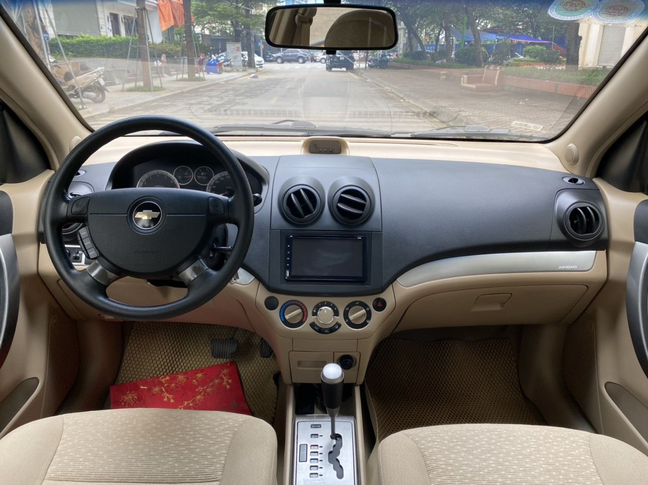 Chevrolet Aveo 2018 - Xe đăng ký lần đầu 2018 xe nhập giá tốt 305tr