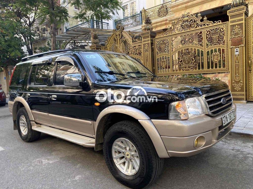 Ford Everest 2005 - Màu đen, giá cực tốt