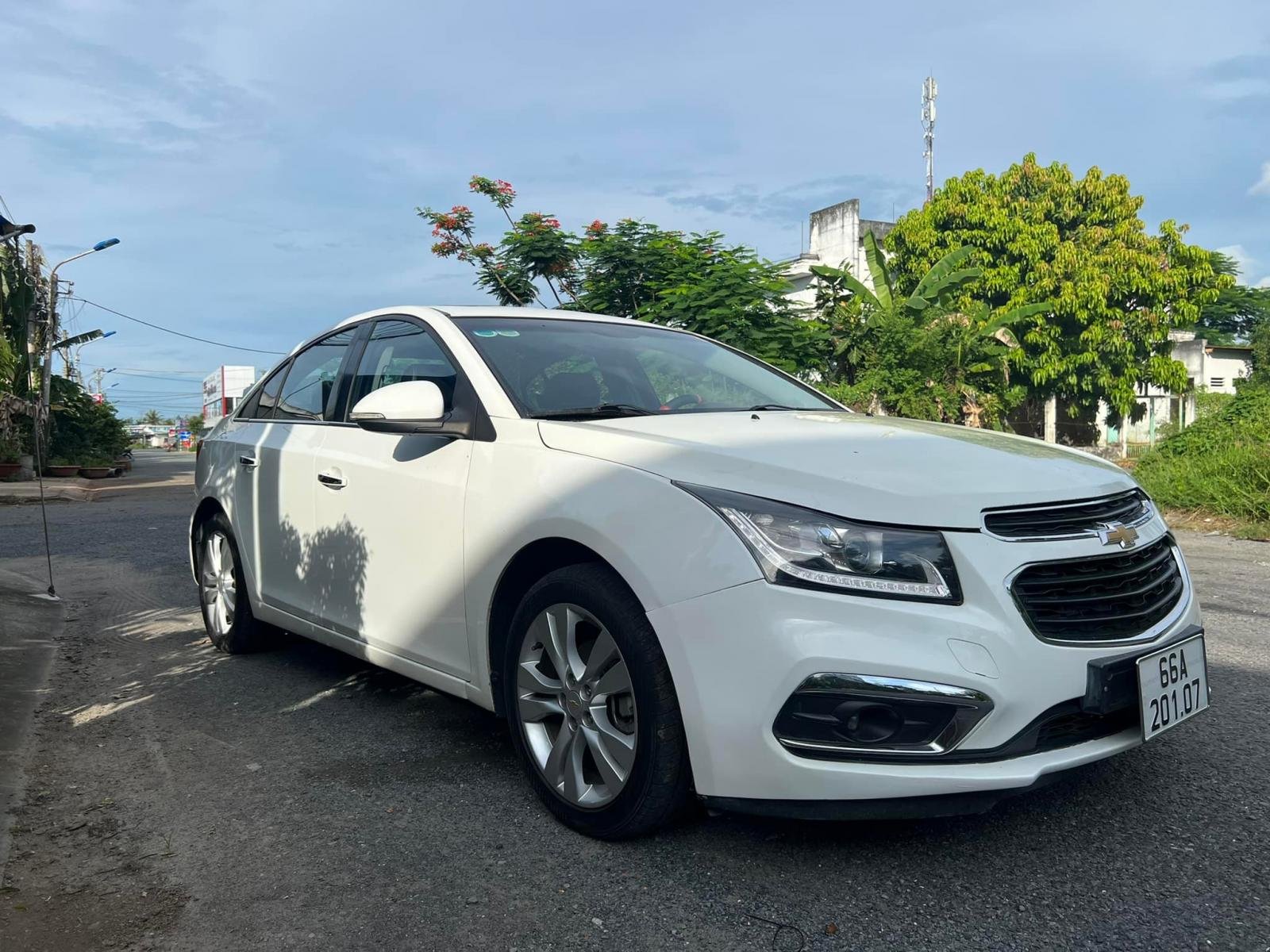 Chevrolet Cruze 2017 - Màu trắng