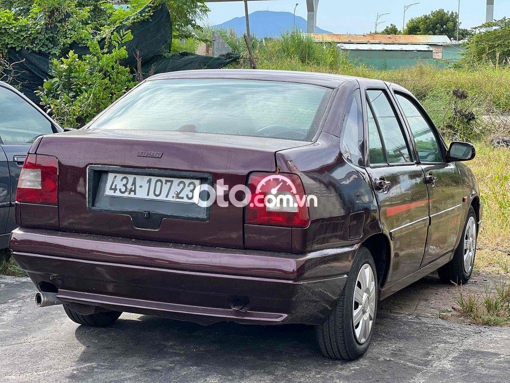 Fiat Tempra 2002 - Xe màu đỏ