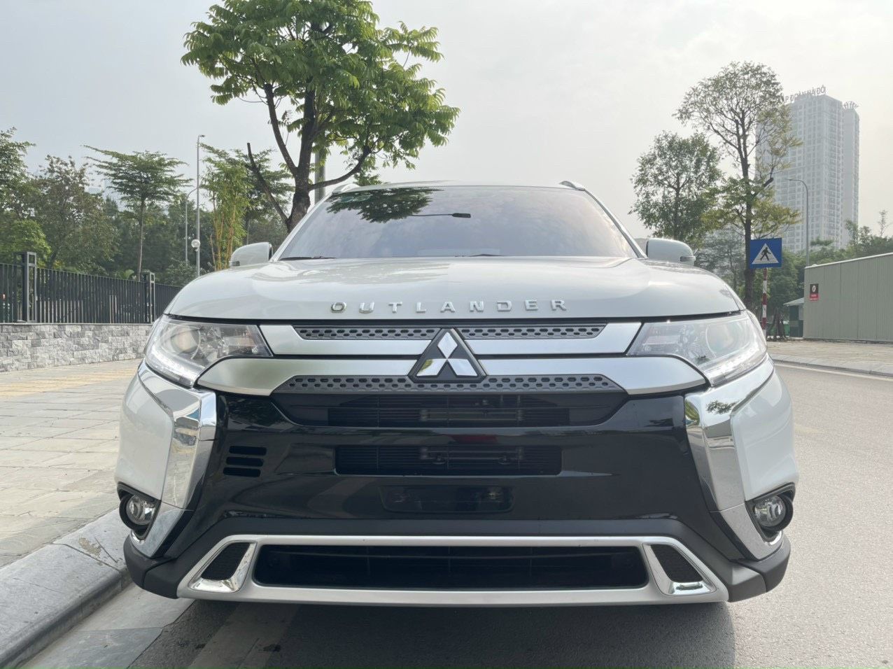 Mitsubishi Outlander 2021 - Odo: 3800 km