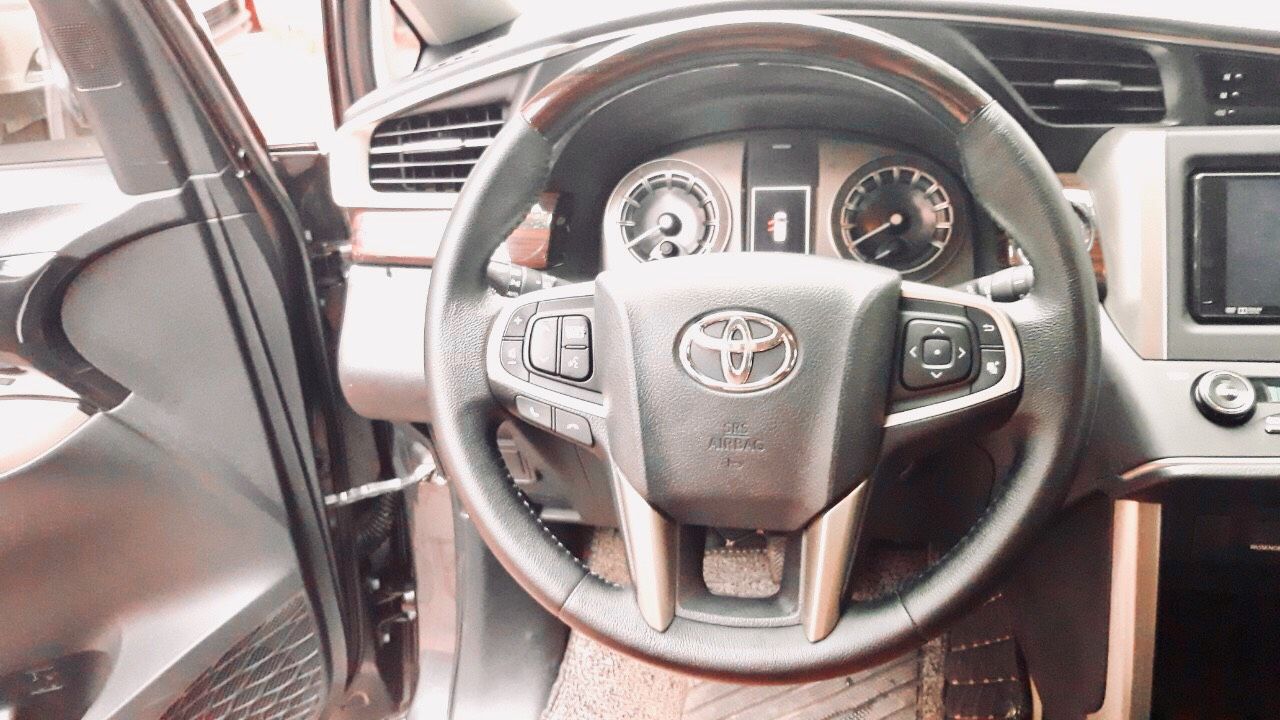 Toyota Innova 2016 - Cần bán gấp, giá chỉ 625 triệu