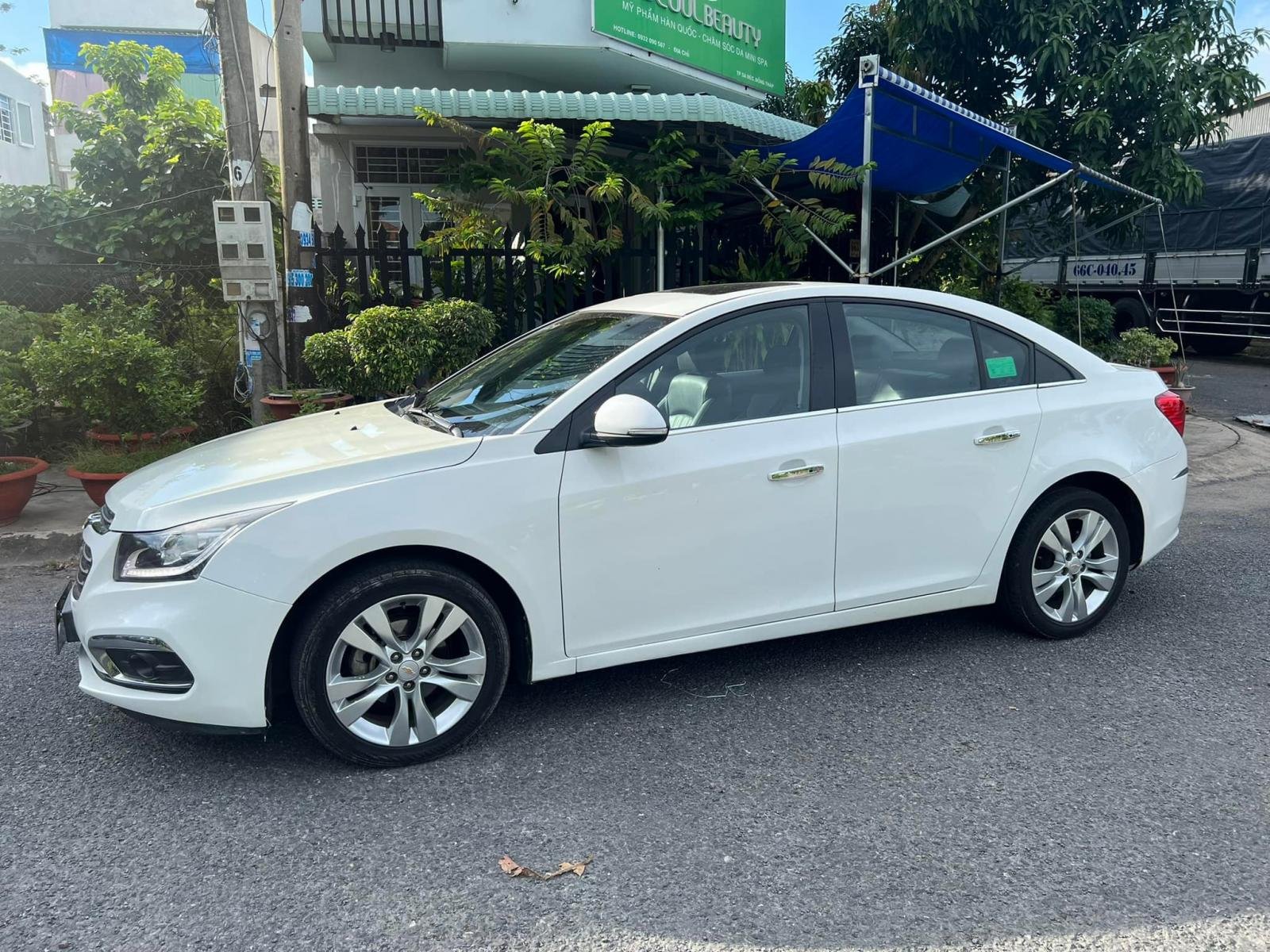 Chevrolet Cruze 2017 - Màu trắng