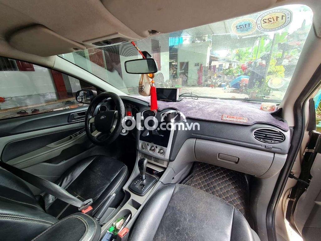 Ford Focus 2009 - Màu bạc, giá cực tốt