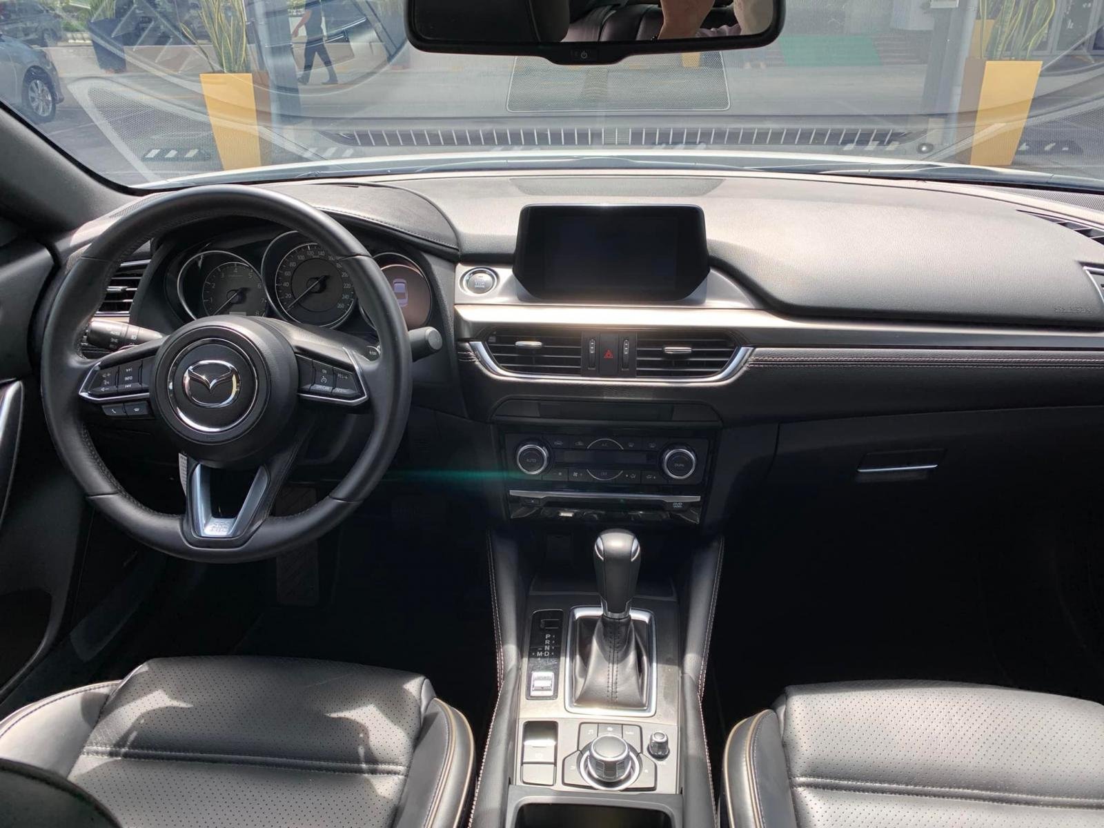 Mazda 6 2019 - Màu trắng giá ưu đãi