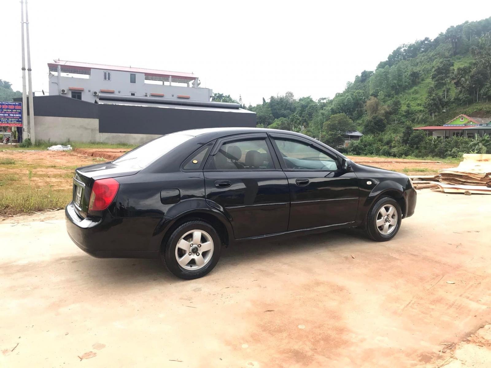 Daewoo Lacetti 2004 - Màu đen, 80tr