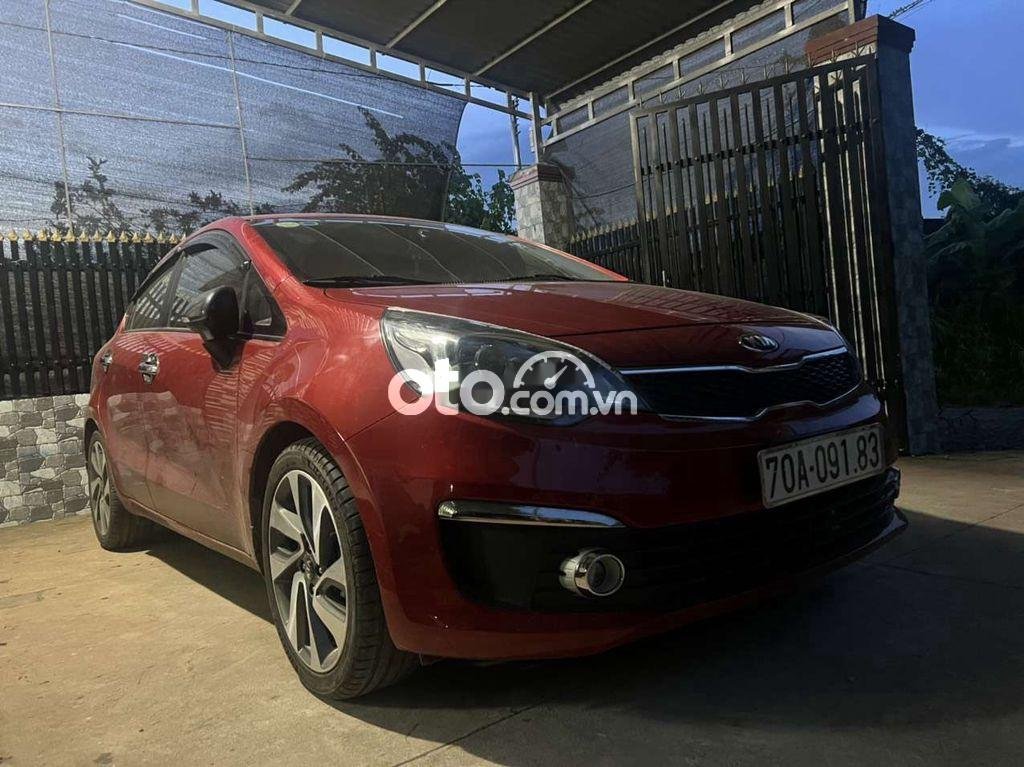 Kia Rio 2015 - Màu đỏ, xe nhập, giá 405tr