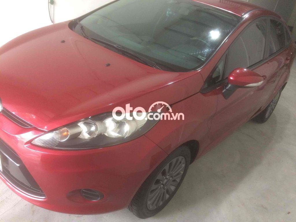 Ford Fiesta 2011 - Màu đỏ số tự động