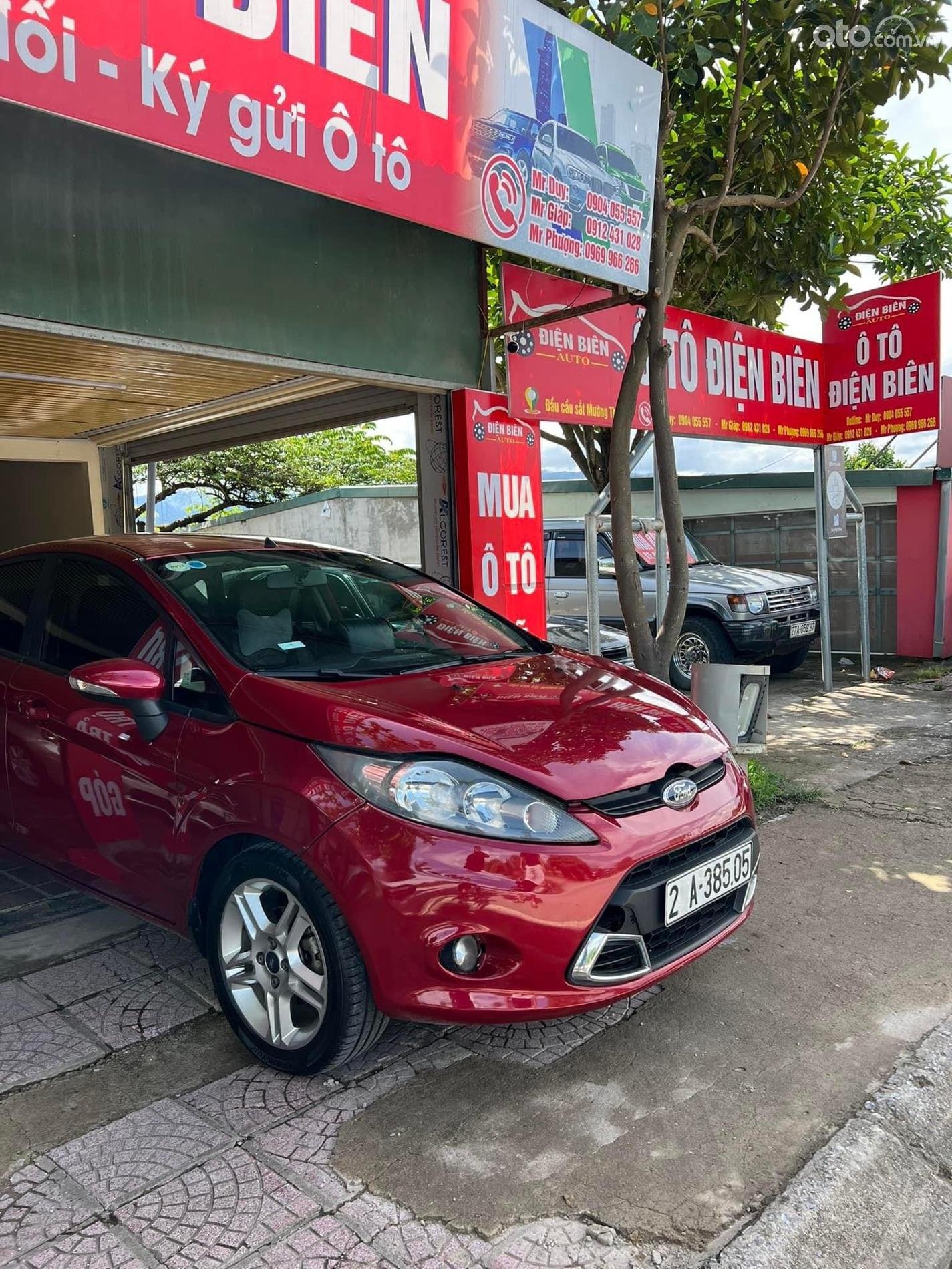 Ford Fiesta 2011 - Salon mình mới về, xe nhập, giá tốt 235tr