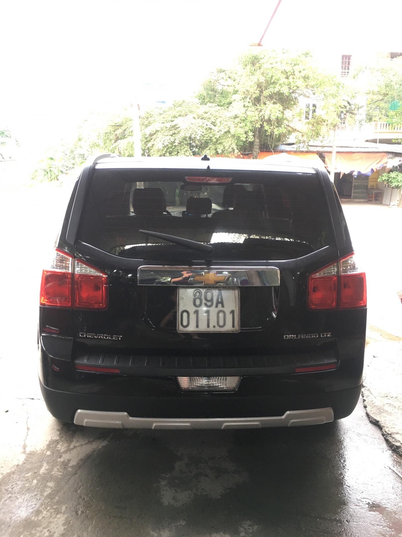 Chevrolet Orlando 2011 -  màu đen, nhập khẩu nguyên chiếc