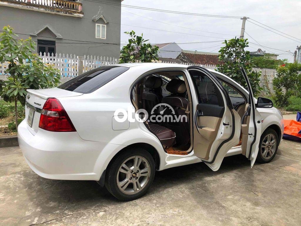 Chevrolet Aveo 2018 - Màu trắng chính chủ