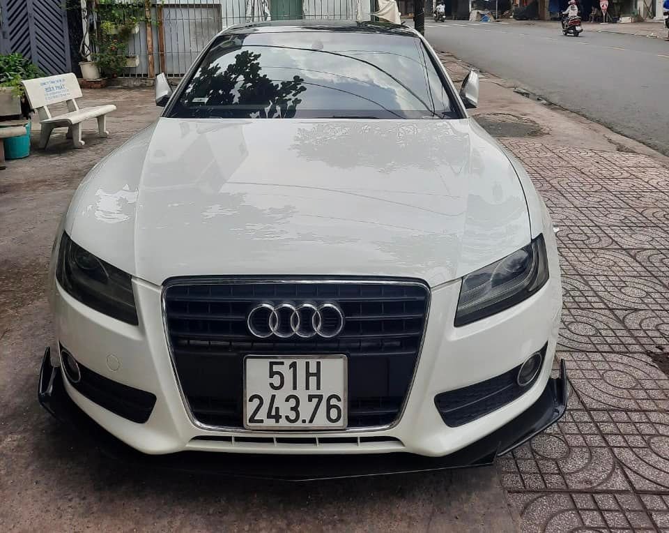 Audi A5 2011 - Màu trắng, 535 triệu