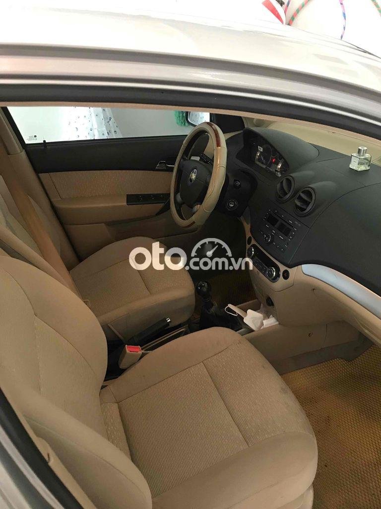 Chevrolet Aveo 2015 - Bán xe gia đình