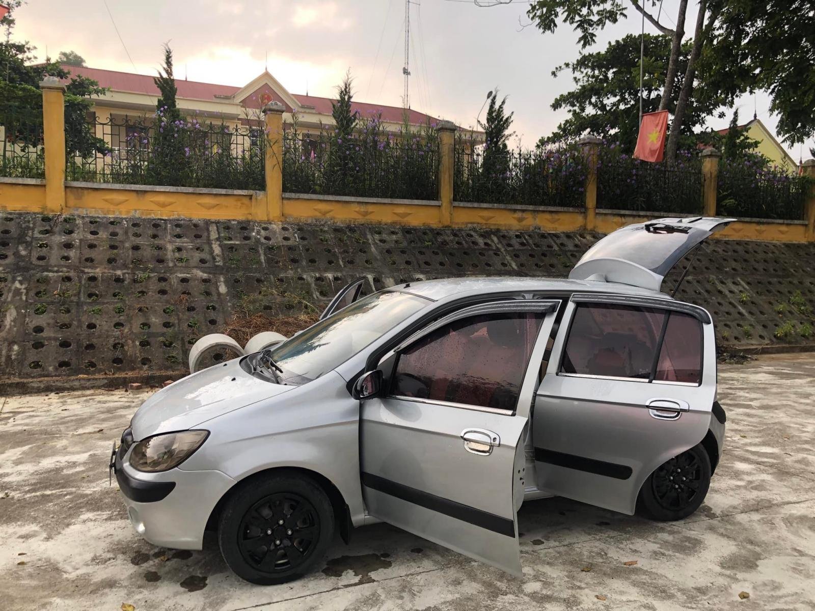 Hyundai Getz 2009 - Màu bạc