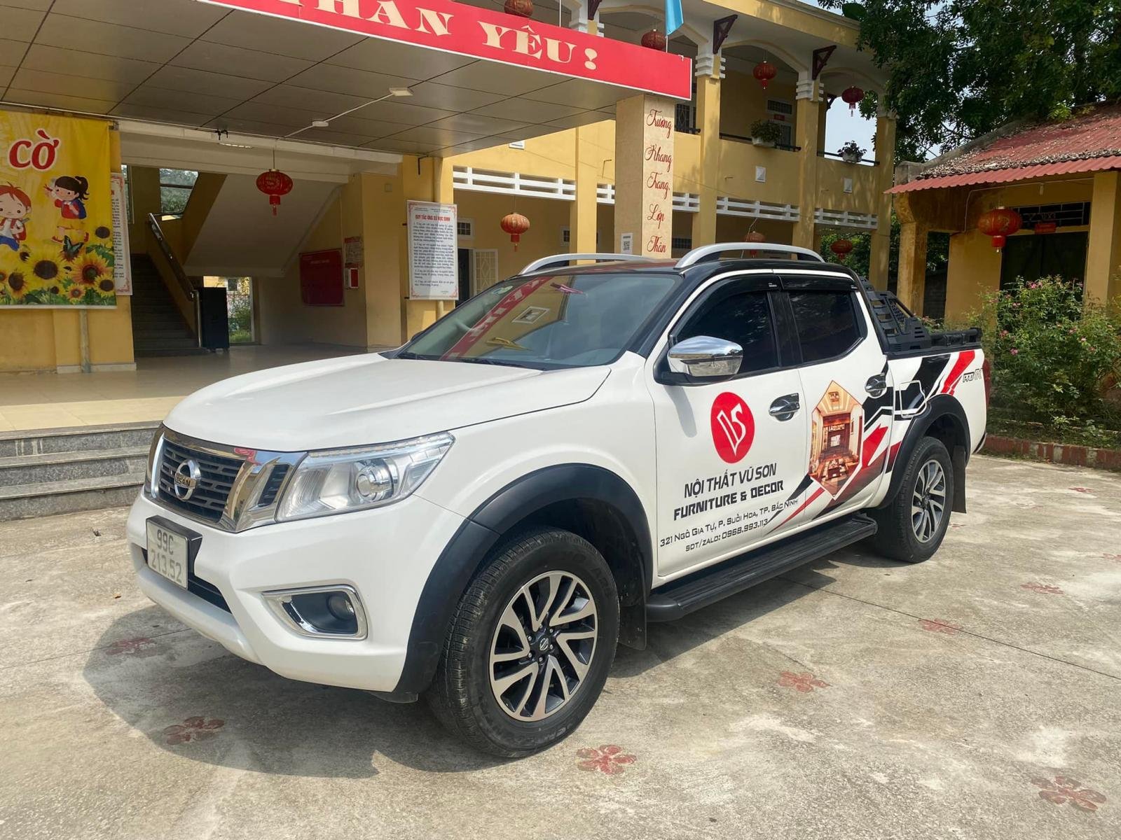 Nissan Navara 2020 - Màu trắng giá cạnh tranh