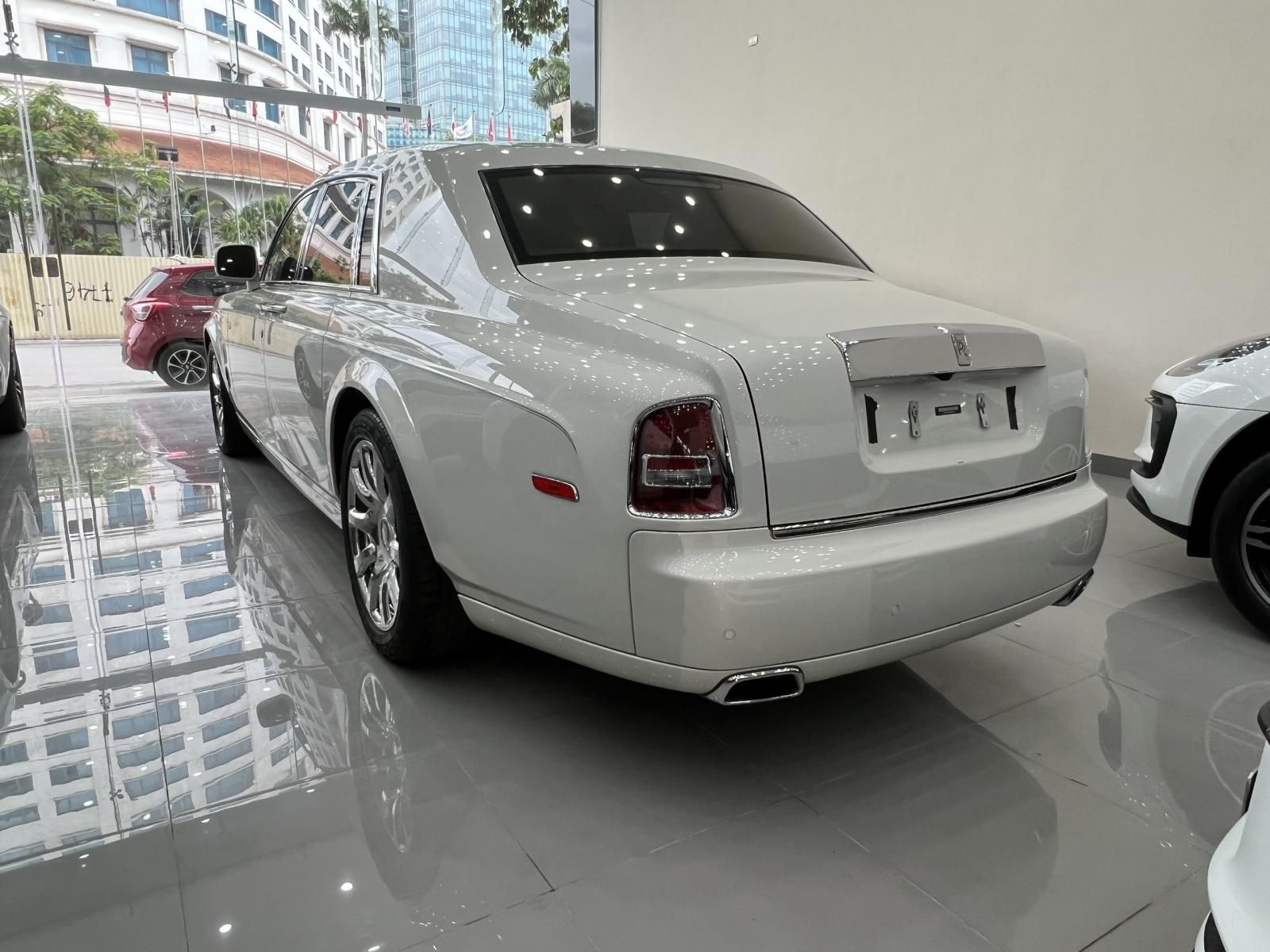 Rolls-Royce Phantom 0 2015 - Mới 98% odo 13.000 Km