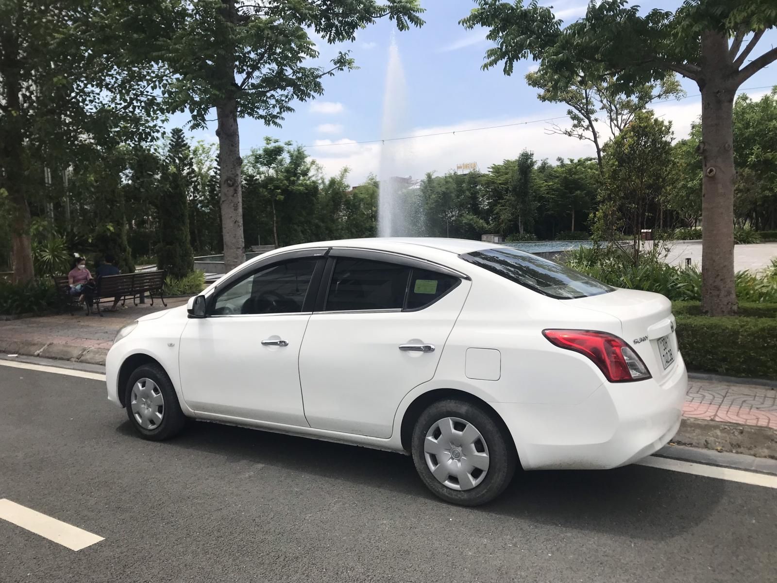 Nissan Sunny 2015 - Lên đời cần bán xe